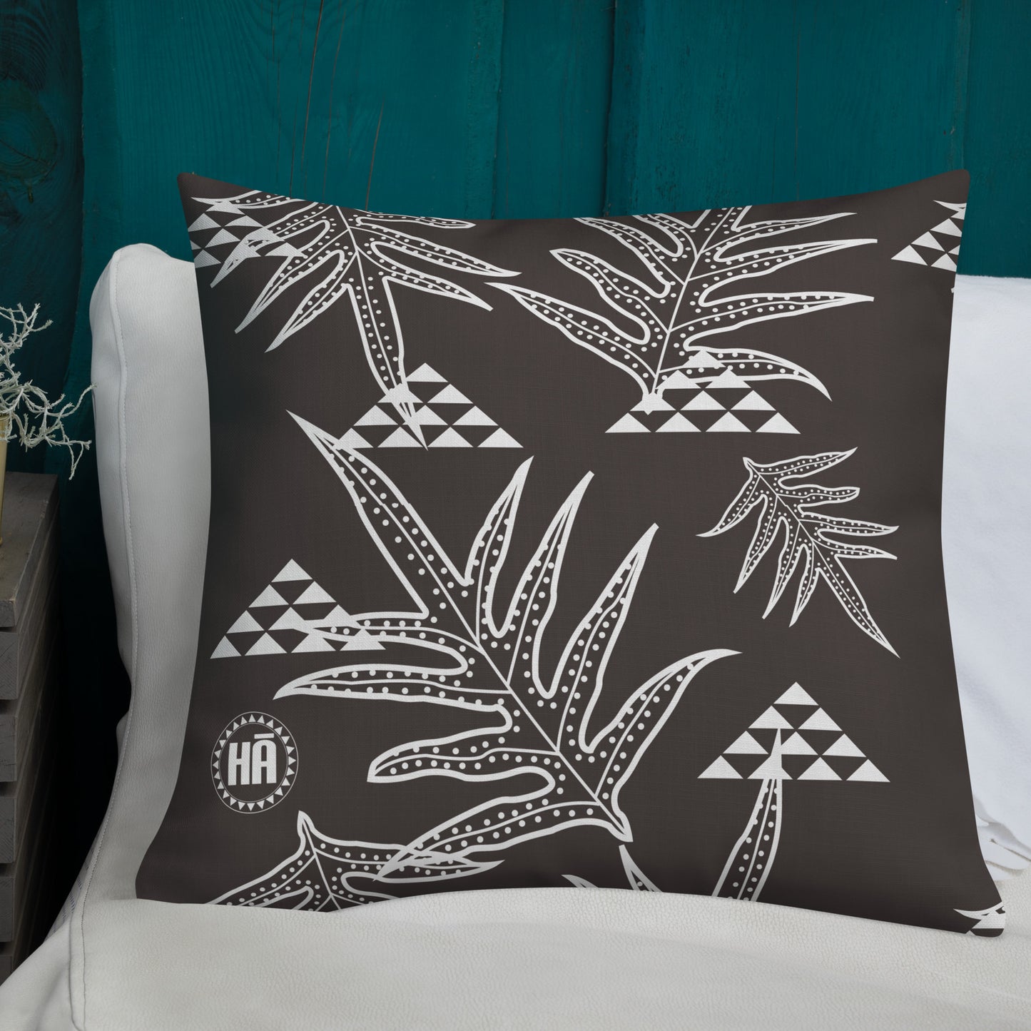 Laua'e Charcoal Premium Pillow