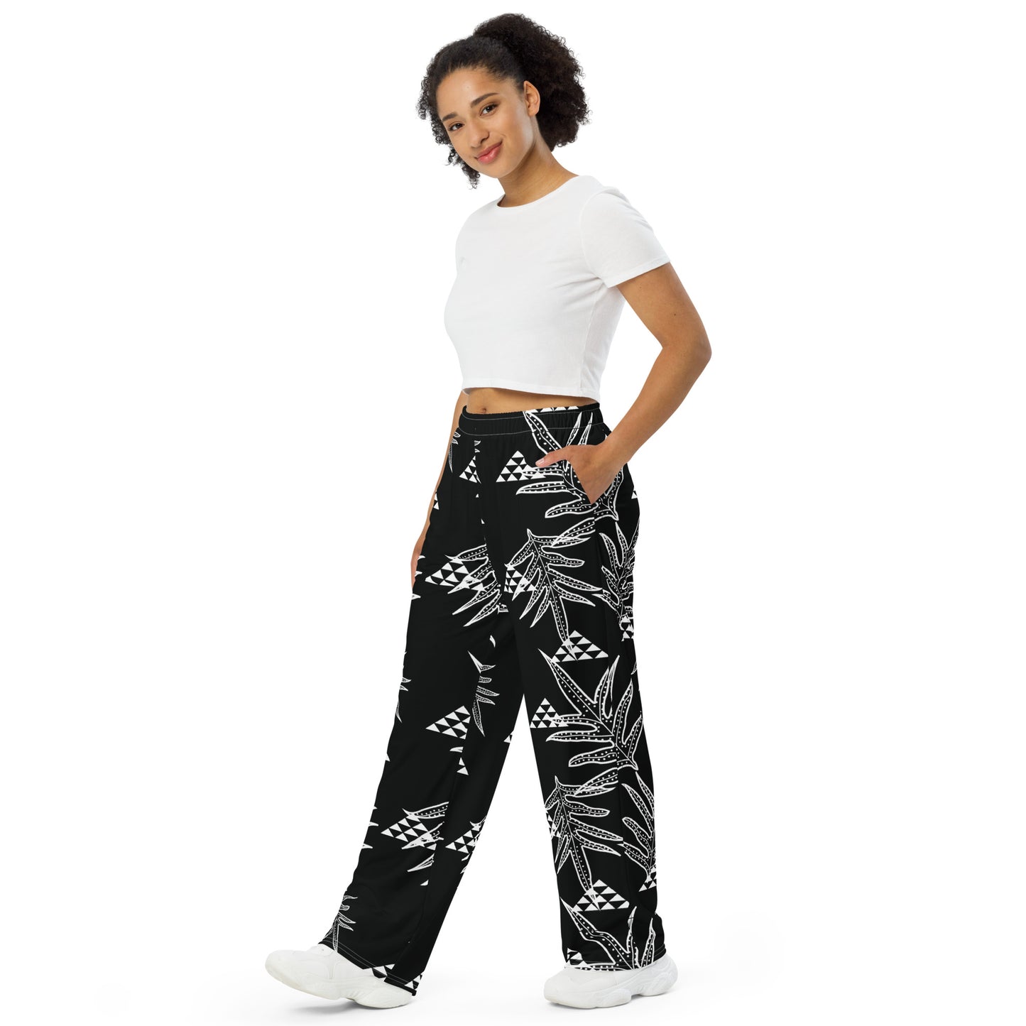 Laua'e Black unisex wide-leg pants